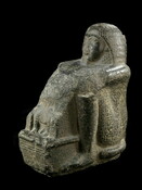 Cubical naophorous statue with Thoth