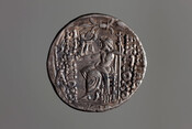Coin with Zeus, Nike and thunderbolt